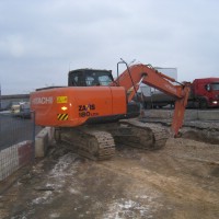 Гусеничный экскаватор Hitachi ZX180LCN-5G