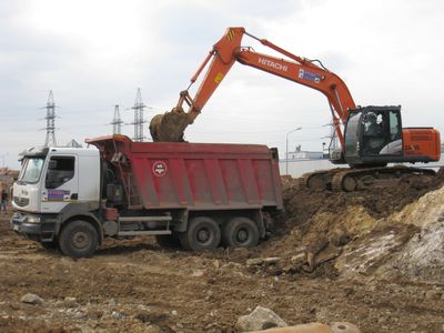 Аренда экскаватора Hitachi ZX180LCN-5G